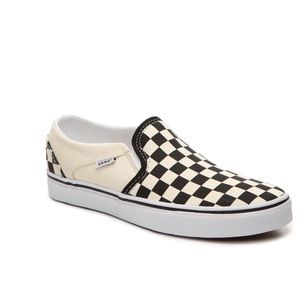 VANS Asher Checkerboard slip on sneaker. Women’s size 8.